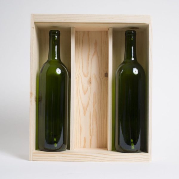 3 Bottles Pinewood box with horizontal sliding lid and fixed wood dividers. USA sourced, FSC Certified Pinewood. Thickness 3/4". Birch plywood Lid . Nails assembly. Printing: One ( 1 color ) silkscreen) or fire branding on Lid INSIDE DIMENSIONS: 13-1/4" L x 10-7/8" W x 3-3/8" H OUTSIDE DIMENSIONS: 14-3/4" L x 11-1/2" W x 4-1/4" H